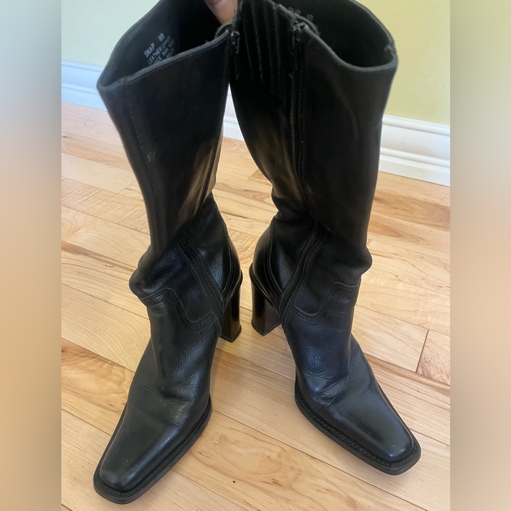 20% OFF 2+ BUNDLES! Steve Madden Tall High Heeled Leather Boots. Black. 8B